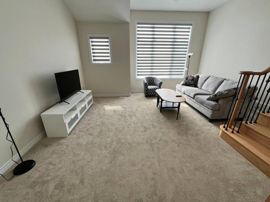 Niagara'S Entertainment House Villa Thorold ภายนอก รูปภาพ
